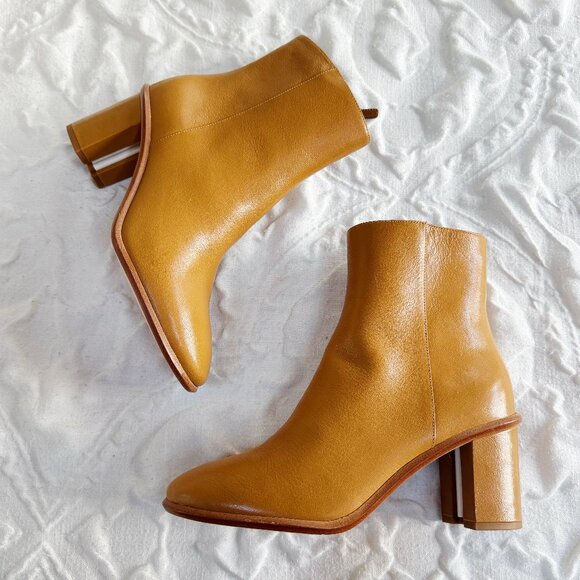 Tory Burch Brooke Stamped Heel Leather Bootie Size 9.5 New - Picture 2 of 11